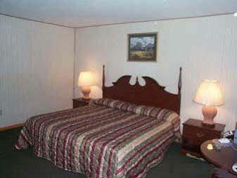 Knights Inn West Springfield Bagian luar foto